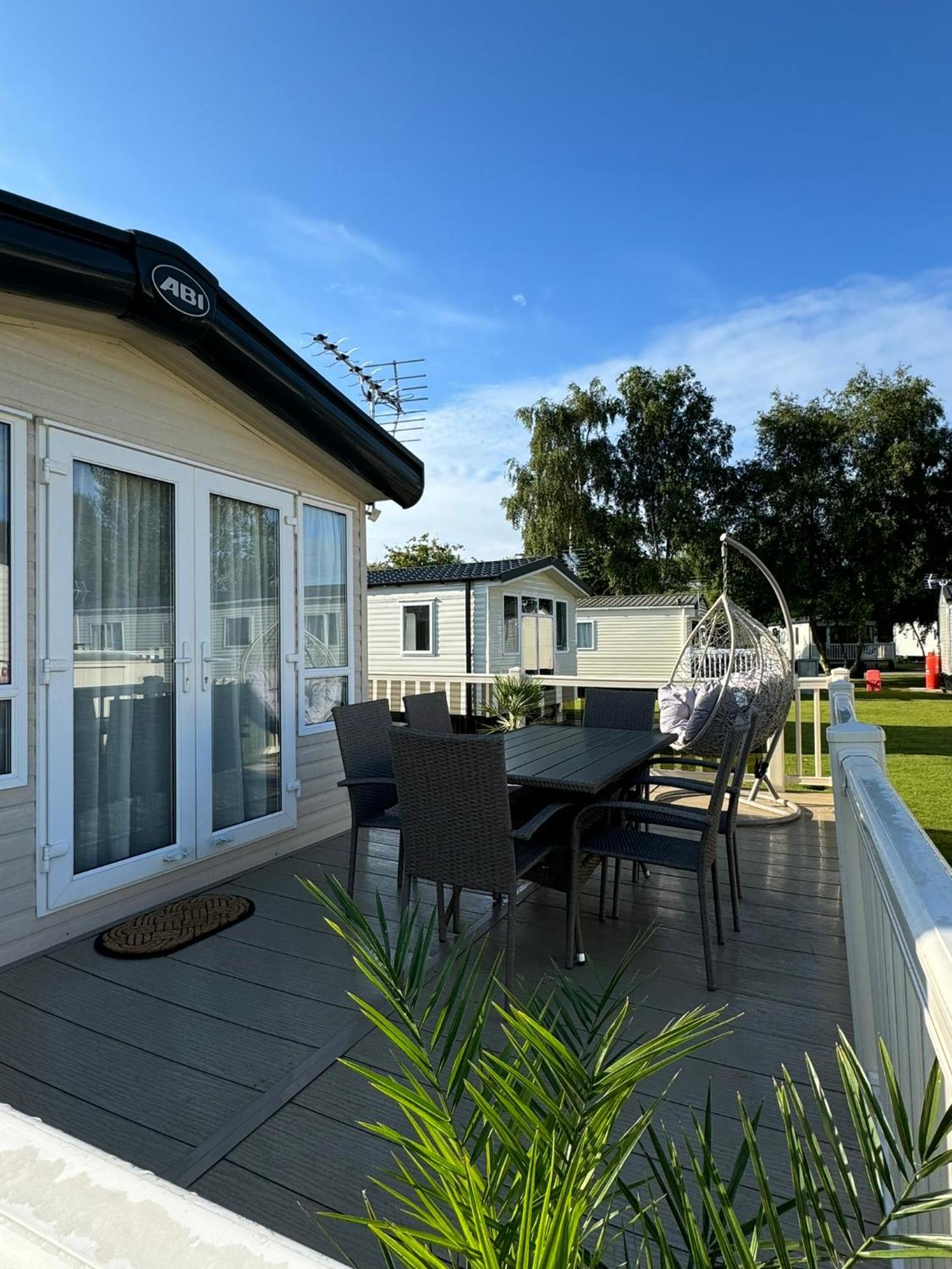 Hot Tub Retreat At Tattershall Lakes Екстер'єр фото