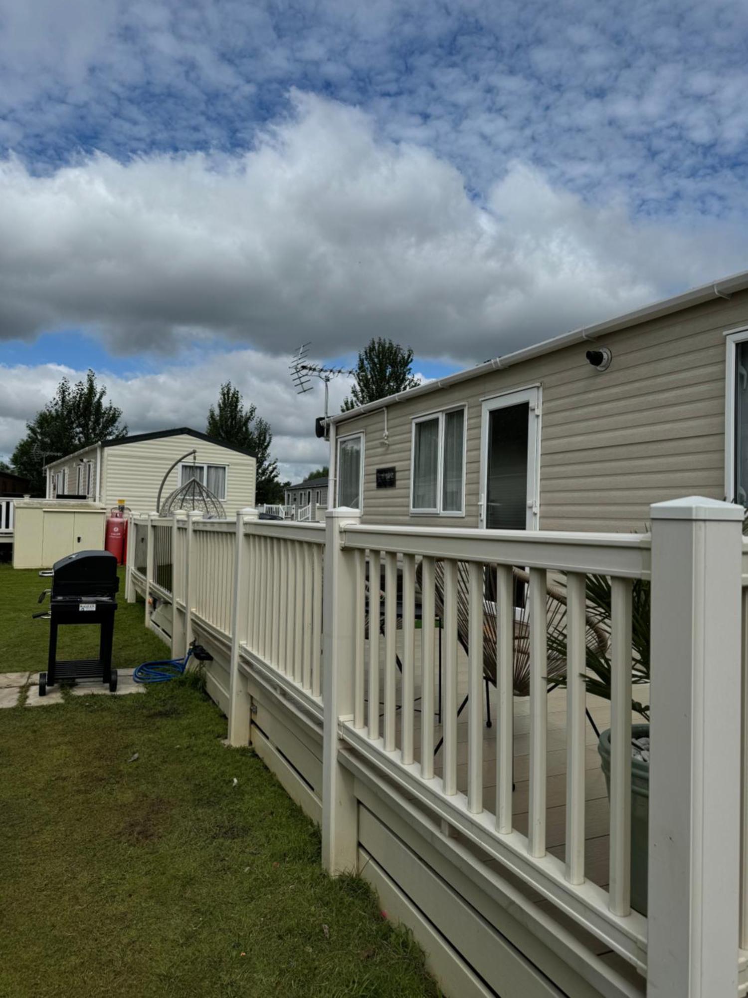 Hot Tub Retreat At Tattershall Lakes Екстер'єр фото