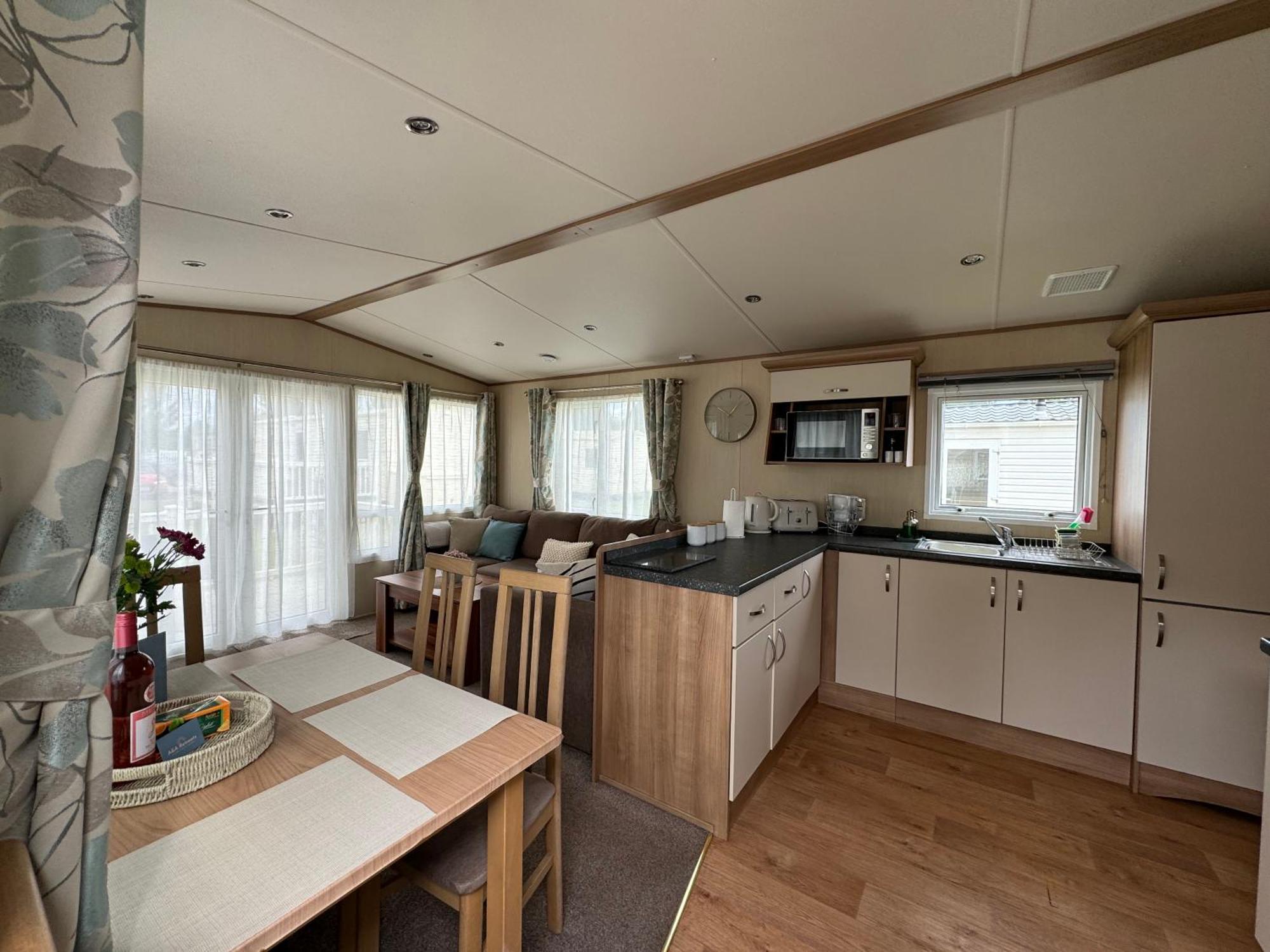 Hot Tub Retreat At Tattershall Lakes Екстер'єр фото